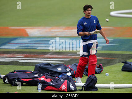 Cricket - ICC Champions Trophy - Group A - England v New Zealand - England Nets - SWALEC Stadium Stock Photo