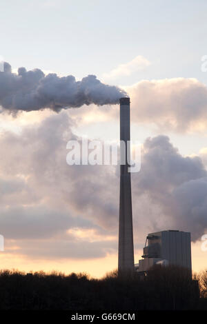 Smoking chimney, coal-fired power station, RWE Power AG and STEAG, Heil, Bergkamen, Unna district, Ruhr Area Stock Photo