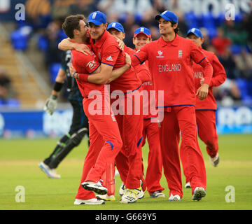 Cricket - ICC Champions Trophy - Group A - England v New Zealand - SWALEC Stadium Stock Photo