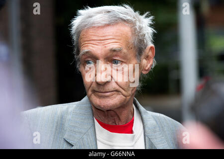 Patrick Joseph Hill. (Paddy Hill), one of the 'Birmingham Six' pictured outside the tribunal to reopen the Bombings inquiry. Stock Photo