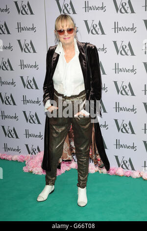 Twiggy arrive for the V&A Summer Party at Victoria and Albert Museum Stock Photo