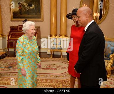 Prime minister of belize hi res stock photography and images Alamy