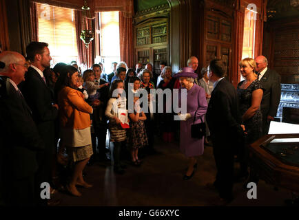 Queen Elizabeth II during a tour of Abbotsford House, the home of Sir Walter Scott, the worlds first best-selling novelist who penned works including Waverley, Ivanhoe and Rob Roy. The Queen met with Sir Walter Scott's descendants from the UK and overseas before officially opening the new visitor centre. Stock Photo