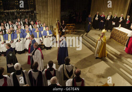 The Enthronement of the 104th Archbishop of Canterbury, Dr Rowan Williams, at Canterbury Cathedral, Kent. * Dr Williams delivered his enthronement sermon with the Prince of Wales, Britain's Prime Minister Tony Blair and religious leaders from all over the world listening in the packed, medieval Cathedral. He said the future success of the Anglican Church lay in showing gratitude and joy for Jesus's life. Stock Photo