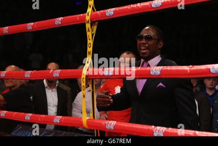 Former Boxer Lennox Lewis ringside David Price and Tony Thompson during the Heavyweight Bout at the Echo Arena, Liverpool. Stock Photo