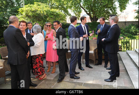 Murray attends cross-party reception at Downing Street Stock Photo