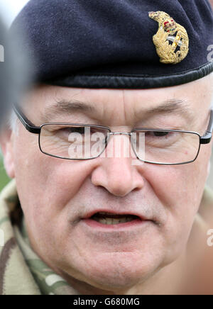 Previously unissued photo of Chief of the General Staff Sir Peter Wall, during a visit to Fingringhoe Ranges, in Colchester, Essex. Stock Photo