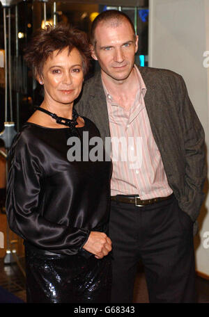 Ralph Fiennes and Francesca Annis arrive for the UK gala celebrity premiere of 'Maid In Manhattan' at the Odeon Leicester Square in London. * The romantic comedy starring Jennifer Lopez and Ralph Fiennes tells the story of a struggling hotel housekeeper (Lopez) who falls for a rising politician (Fiennes), who mistakenly assumes she's a socialite guest at the hotel. Stock Photo