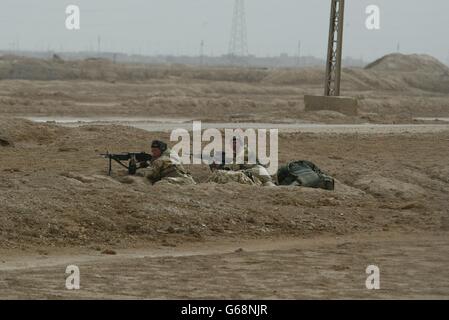 Royal Marines - Al-Faw peninsular. Royal Marines from 45 Commando secure the Iraqi Al-Faw peninsular. Stock Photo