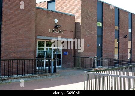 Crewe Library (now no longer in use) Crewe, Cheshire, UK Stock Photo