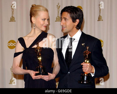 Actress Nicole Kidman with her Best Actress Oscar for The Hours and Adrien Brody with his Best Actor Oscar for The Pianist at the 75th Academy Awards, Oscars, at the Kodak Theatre in Hollywood, Los Angeles. Stock Photo