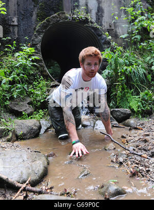 Double amputee tackles 'hell race' Stock Photo