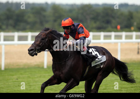 Yeager ridden by Jimmy Quinn wins the Deloitte Handicap Stakes during day two of 2013 Betfair Weekend at Ascot Racecourse, Berkshire. Stock Photo