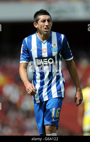 Soccer - Emirates Cup 2013 - Napoli v Porto - Emirates Stadium. Hector Herrera, FC Porto Stock Photo