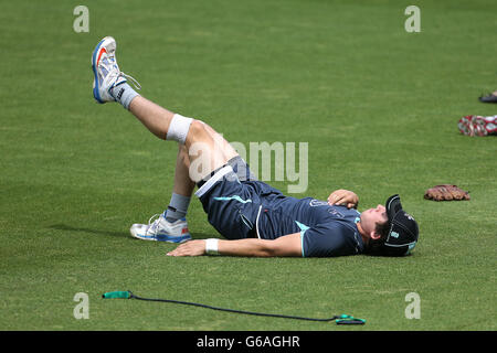 Cricket - Yorkshire Bank 40 - Group B - Surrey v Scotland - The Kia Oval. Zafar Ansari, Surrey Stock Photo