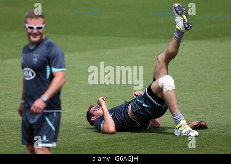 Cricket - Yorkshire Bank 40 - Group B - Surrey v Scotland - The Kia Oval. Chris Tremlett, Surrey Stock Photo