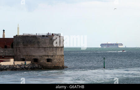 Portsmouth Habour Stock. A General view of Round tower in Portsmouth Stock Photo
