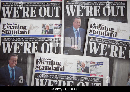 London, UK 24 June 2016 - London Evening Standard front page coverage on the outcome of the British EU Referendum results and David Cameron's resignation. Credit:  Dinendra Haria/Alamy Live News Stock Photo