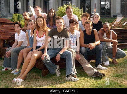 The final 13 Fame Academy students pose together for the first time before beginning their training at the Academy house in Highgate, North London. Top row, from left to right; Paris Campbell-Edwards, Barry McKeever, Simone Stewart, Nick Hall, Alex Parks, Lorna Grant, bottom row from left to right; Alistair Griffin, Carolynne Good, Louise Griffiths, Gary Phelan, Peter Brame, Jamie Fox, Audley Anderson. Stock Photo