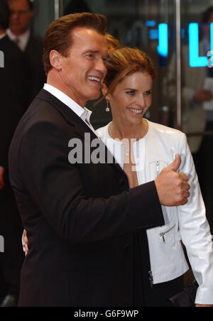 Arnold Schwarzenegger and his wife Maria Shriver, arriving at The Odeon Leicester Square, for the premiere of Terminator 3: Rise of the Machines. Stock Photo