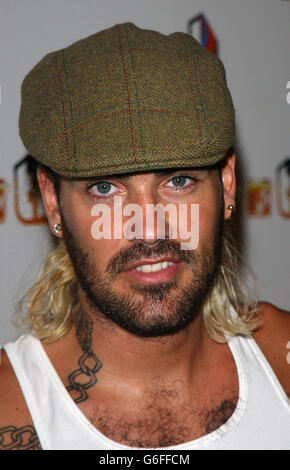 Former Boyzone member Shane Lynch arrives for the MTV TRL UK launch party at the In & Out Club in London's Piccadilly. The flagship MTV show in the USA crosses the Atlantic, transmitting in the UK from 19 August. Stock Photo