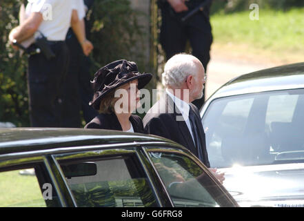 Dr David Kelly funeral - Janice Kelly Stock Photo