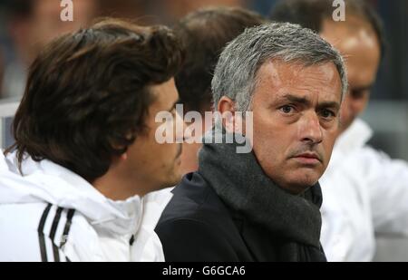 Soccer - UEFA Champions League - Group E - Schalke 04 v Chelsea - Veltins-Arena. Chelsea manager Jose Mourinho prior to kick-off Stock Photo