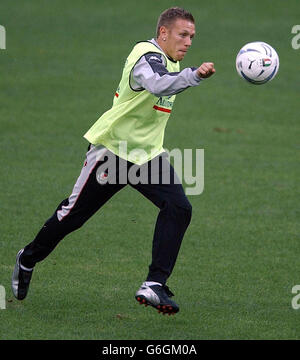 Wales' Craig Bellamy during training at the San Siro Stadium, Milan, Italy, ahead of their Euro 2004 qualifier against Italy on Saturday. HIS PICTURE CAN ONLY BE USED WITHIN THE CONTEXT OF AN EDITORIAL FEATURE. NO WEBSITE/INTERNET USE UNLESS SITE IS REGISTERED WITH FOOTBALL ASSOCIATION PREMIER LEAGUE. Stock Photo
