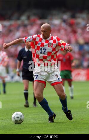 Euro 96 Soccer - Croatia v Portugal. Igor Pamic - Croatia Stock Photo