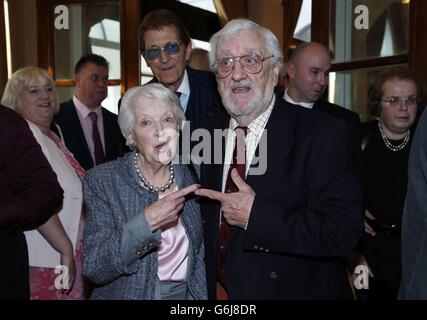 June Whitfield (left) and Bernard Cribbins (right) attend the Heritage Foundation Christmas Lunch at the Marriott Hotel, Regents Park, London. Stock Photo