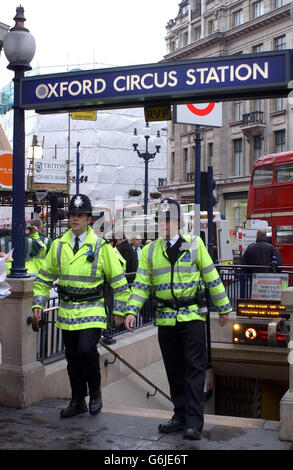 Police and ambulance crews at Oxford Circus tube station after a tube train broke down in a tunnel on the Victoria line. One stalled train brought morning rush-hour chaos to the Tube which was already being hit by service disruption following last weekend s Northern line derailment. Passengers on the defective train had to pass through the doors of two trains behind to reach the safety of Oxford Circus station in central London. The incident closed the busy Victoria line between Victoria and Warren Street stations and led to severe delays for thousands of London Underground (LU) passengers. Stock Photo