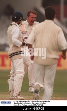 09-JUL-96, England v India, EnglandMike Atherton celebrates their win ...