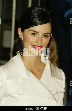 Actress Penelope Cruz arrives for the world premiere of Gothika at the Mann Village Theatre in Los Angeles. The Warner Bros. film, which stars Halle Berry, opens in the UK in March 2004. Stock Photo