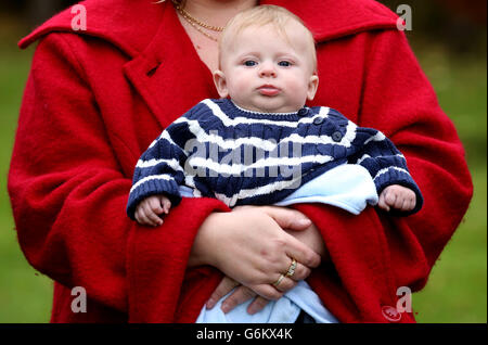 Louise Brown pays tribute to parents Stock Photo