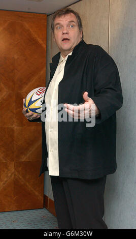 Singer Meat Loaf, during a press conference, held at the Royal Garden Hotel, Kensington, central London, where he informed everyone of his good health and his forthcoming concert dates, after his recent collapse on stage. Stock Photo
