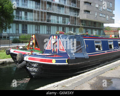 Two colorful narrowboats on London's Regent's Canal Stock Photo