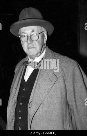 Sir Henry Dale, the physician and scientist, pictured at Waterloo Station, London. He was leaving for Southampton to board the Cunard liner Queen Mary, en route to New York. Stock Photo