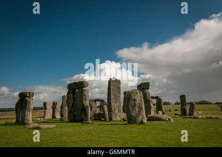 Stonehenge prehistoric stone circle in Wiltshire, UK Stock Photo