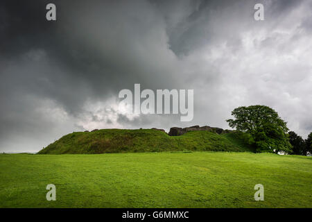 The ruins of the Norman Castle at the centre of Old Sarum Iron Age hill fort near Salisbury, Wiltshire, UK Stock Photo