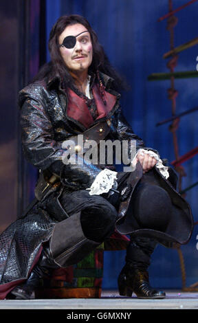 Anthony Head during a photocall for Peter Pan at the Savoy Theatre in central London. Anthony Head will star as Captain Hook in the play by J.M Barrie, which runs for the Christmas season, ending Sunday 4 January. Stock Photo