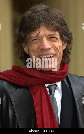 Sir Mick Jagger at Buckingham Palace Stock Photo ...