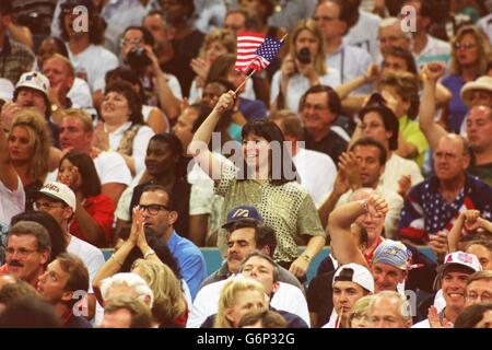 20-JUL-96, Atlanta Olympic Games 1996, Fans cheer for the US Dream Team in the USA v Argentina opening match Stock Photo