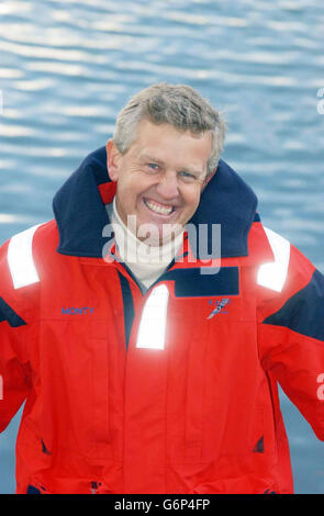 Golfer Colin Montgomerie announces that he is to join record breaking Round-the-World yachtswoman Emma Richards and America's Cup star Mike Richards as a member of the crew to take part in one leg of the Volvo Ocean Race 2005-06, at Chelsea Harbour, London. The former European number one, 40, has been announced as a member of record-breaking round-the-world yachtswoman Emma Richards' crew for the 30,000 nautical mile Volvo Ocean Race, and will also help with fund raising. Stock Photo