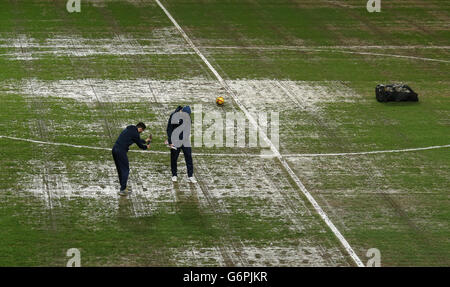 Soccer - FA Cup - Third Round - Charlton Athletic v Oxford United - The Valley Stock Photo