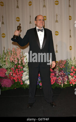 Richard King with his Oscar for Sound Editing for Master and Commander at the Kodak Theatre in Los Angeles during the 76th Academy Awards. Stock Photo