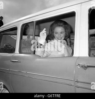 Shirley Temple Black drives away from Heathrow Airport. The former child star is on a European tour on behalf of the Republican National Committee. Stock Photo