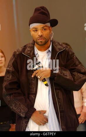 American artist Method Man during his guest appearance on MTV's TRL UK ...