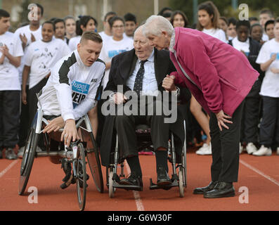 Athletic - Sir Roger Bannister Photocall - Paddington Recreation Ground Stock Photo