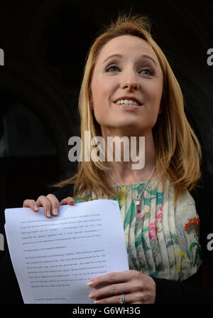 Beth Warren leaves the Law Courts in London after she won her High Court fight to preserve her late husband's sperm. Stock Photo