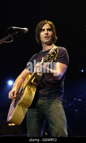 Singer Kelly Jones from Stereophonics performs live on stage during 'The Who And Friends' fundraising week of gigs, in aid of the Teenage Cancer Trust, at the Royal Albert Hall in London. Stock Photo